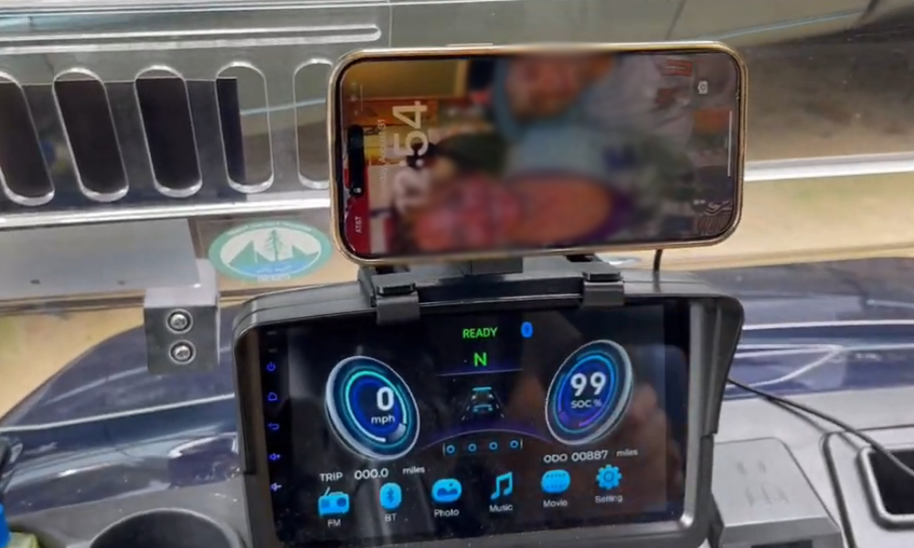 Evolution Golf Cart Mount Compatible with ESR MagSafe Phone Charger